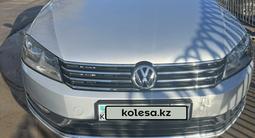 Volkswagen Passat 2014 годаүшін5 650 000 тг. в Алматы