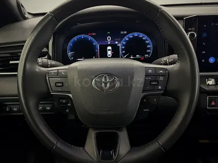 Toyota Camry Luxe 2025 года за 19 800 000 тг. в Астана – фото 14