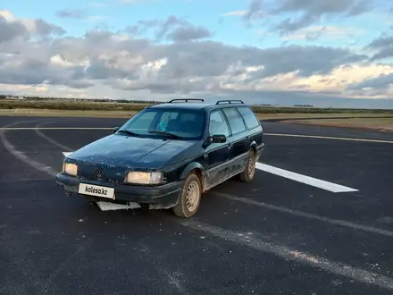 Volkswagen Passat 1988 года за 750 000 тг. в Астана – фото 2