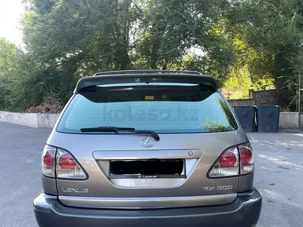 Lexus RX 300 2001 года за 6 200 000 тг. в Алматы – фото 9