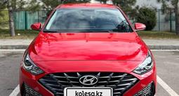 Hyundai i30 2022 года за 9 200 000 тг. в Алматы