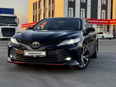 Toyota Camry 2020 года за 12 500 000 тг. в Алматы – фото 2