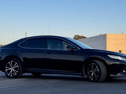 Toyota Camry 2020 года за 12 500 000 тг. в Алматы – фото 5