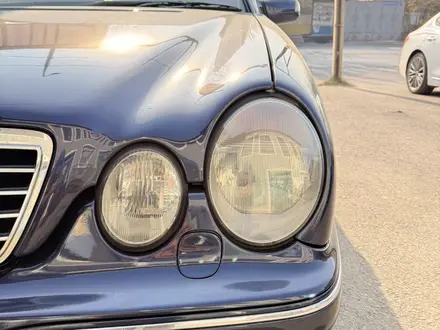 Mercedes-Benz E 320 1999 года за 3 999 999 тг. в Шымкент – фото 12