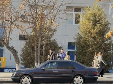 Mercedes-Benz E 320 1999 года за 3 999 999 тг. в Шымкент – фото 14