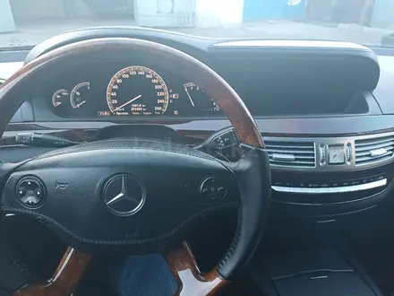 Mercedes-Benz S 350 2007 года за 10 000 000 тг. в Караганда – фото 20