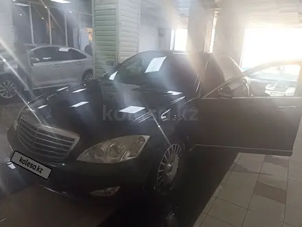 Mercedes-Benz S 350 2007 года за 10 000 000 тг. в Караганда – фото 43