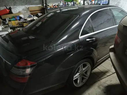 Mercedes-Benz S 350 2007 года за 10 000 000 тг. в Караганда – фото 54