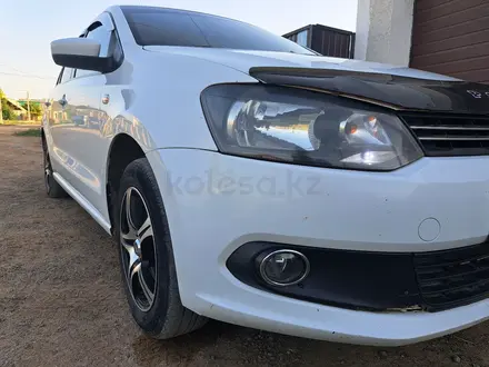 Volkswagen Polo 2014 года за 4 100 000 тг. в Уральск – фото 7