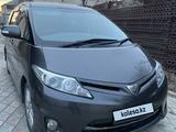 Toyota Estima 2012 года за 6 500 000 тг. в Атырау