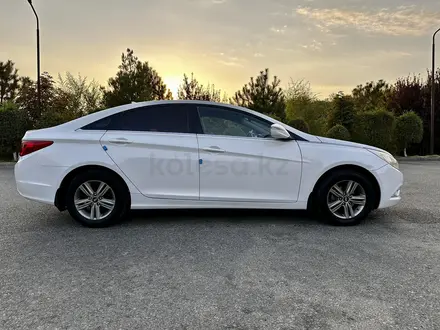 Hyundai Sonata 2013 года за 2 200 000 тг. в Шымкент – фото 4