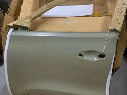 Дверь задняя за 100 000 тг. в Алматы