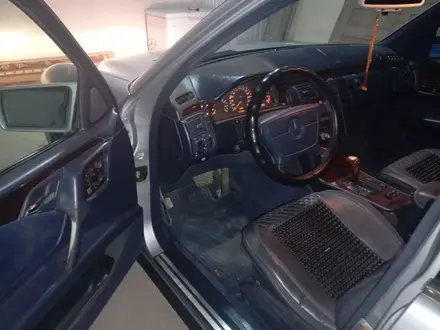 Mercedes-Benz E 230 1995 года за 2 500 000 тг. в Туркестан – фото 2