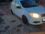 Chevrolet Aveo 2010 года за 2 000 000 тг. в Атырау – фото 5