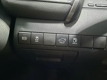 Toyota Camry 2019 года за 10 400 000 тг. в Алматы – фото 24