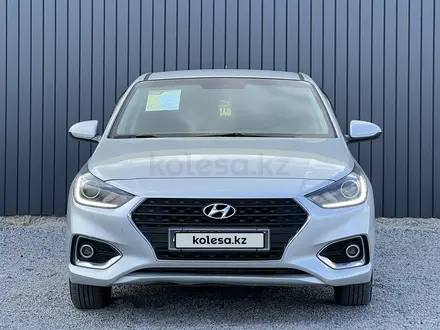 Hyundai Accent 2019 года за 6 990 000 тг. в Актобе – фото 2