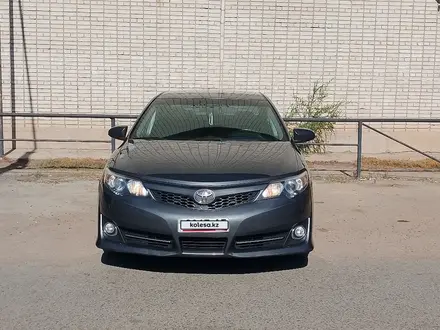 Toyota Camry 2013 года за 5 300 000 тг. в Уральск – фото 3