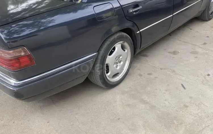 Mercedes-Benz E 280 1995 года за 2 500 000 тг. в Шиели