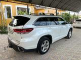 Toyota Highlander 2017 годаүшін13 500 000 тг. в Актау – фото 4