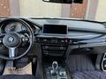BMW X5 2017 года за 19 000 000 тг. в Атырау – фото 9