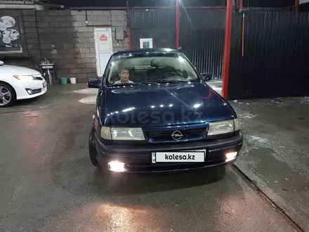 Opel Vectra 1995 года за 1 350 000 тг. в Шымкент – фото 2