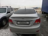 Hyundai Solaris 2013 года за 4 100 000 тг. в Семей – фото 3