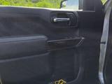 GMC Sierra 2022 года за 32 000 000 тг. в Алматы – фото 4