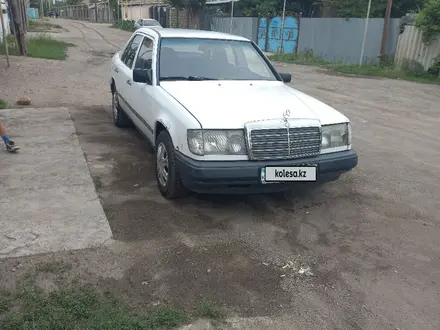 Mercedes-Benz E 200 1989 года за 1 000 000 тг. в Шу – фото 5