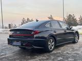 Hyundai Sonata 2022 годаfor11 490 000 тг. в Усть-Каменогорск – фото 3