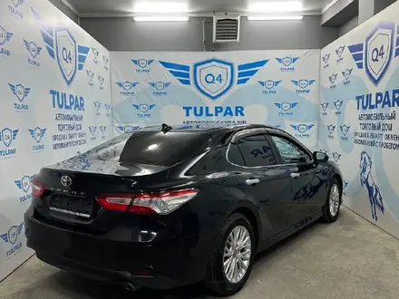 Toyota Camry 2019 года за 13 990 000 тг. в Тараз – фото 8