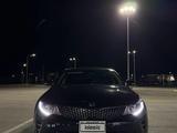 Kia K5 2016 года за 7 500 000 тг. в Актобе – фото 2
