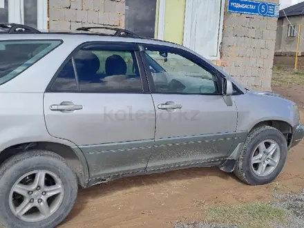 Lexus RX 300 1999 года за 3 600 000 тг. в Шымкент – фото 2