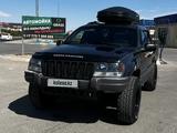 Jeep Grand Cherokee 2001 годаүшін5 500 000 тг. в Актау