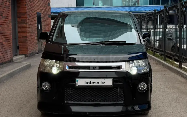 Mitsubishi Delica 2011 года за 6 200 000 тг. в Астана