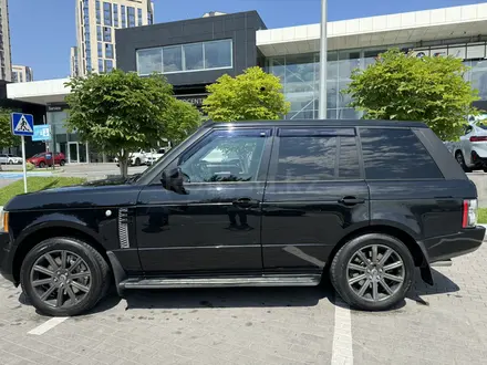 Land Rover Range Rover 2010 года за 12 500 000 тг. в Алматы – фото 3