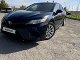 Toyota Camry 2019 года за 11 300 000 тг. в Алматы