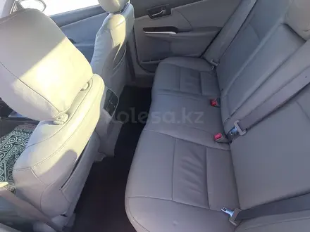 Toyota Camry 2012 года за 5 850 000 тг. в Жанаозен – фото 25