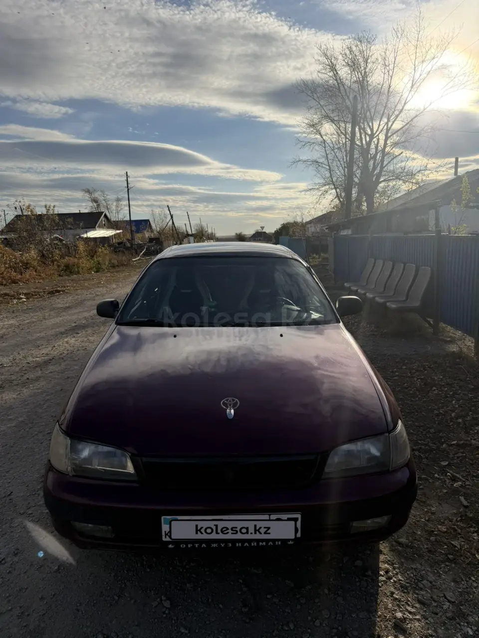 Toyota Carina E, 1997