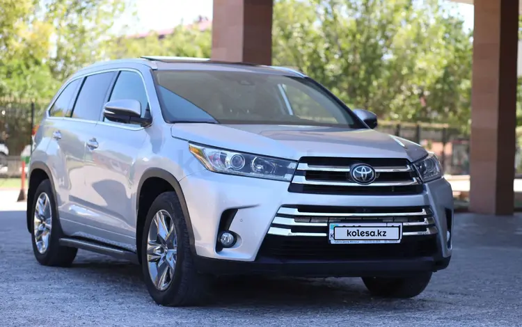 Toyota Highlander 2018 года за 18 800 000 тг. в Алматы