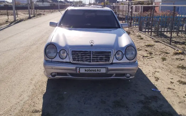 Mercedes-Benz E 320 1995 года за 3 000 000 тг. в Атырау