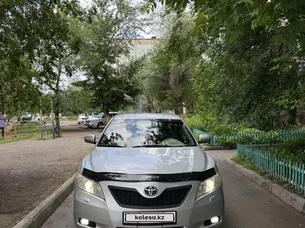 Toyota Camry 2007 года за 5 650 000 тг. в Актобе – фото 4