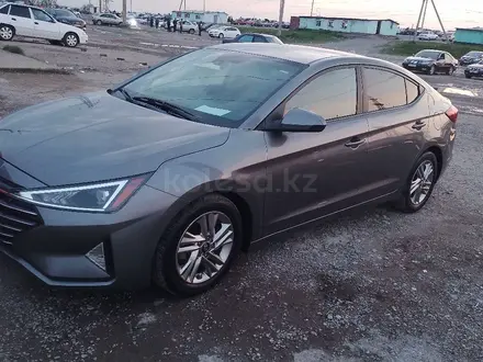 Hyundai Elantra 2018 года за 8 000 000 тг. в Шымкент – фото 7