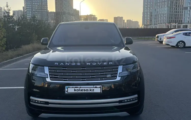 Land Rover Range Rover 2022 годаүшін90 000 000 тг. в Астана