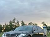 Mercedes-Benz S 500 2006 годаfor4 000 000 тг. в Рудный – фото 2