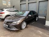 Toyota Camry 2019 годаүшін13 300 000 тг. в Астана – фото 3