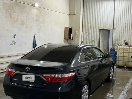 Toyota Camry 2015 года за 5 600 000 тг. в Атырау – фото 6