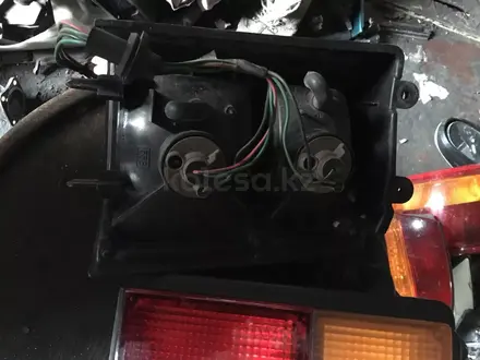 Задний фонари на Mazda MPV LV (1990-1999) за 10 000 тг. в Алматы – фото 3