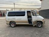 Toyota Granvia 1996 годаүшін4 000 000 тг. в Алматы – фото 2