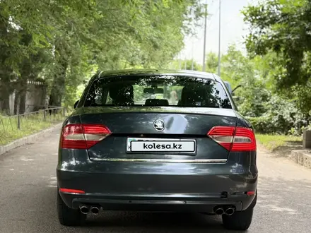 Skoda Superb 2014 года за 7 500 000 тг. в Алматы – фото 13