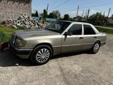 Mercedes-Benz E 230 1992 года за 800 000 тг. в Тараз – фото 2